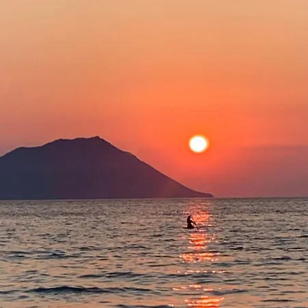 Stunning Two-room Milos Greece Panorama Sunset Infinity Pool Ac Feriehus