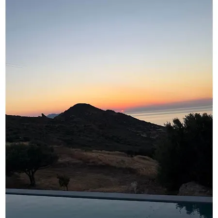 Stunning Two-room Milos Greece Panorama Sunset Infinity Pool Ac