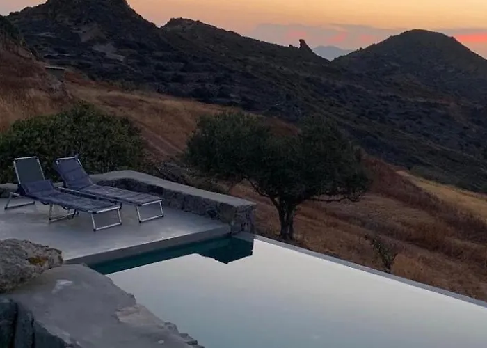 Stunning Two-room Milos Greece Panorama Sunset Infinity Pool Ac Semesterbostad